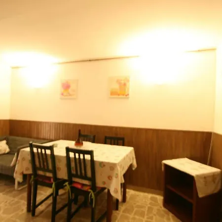 Lejlighed A 300 M Dal Mare Grazioso *