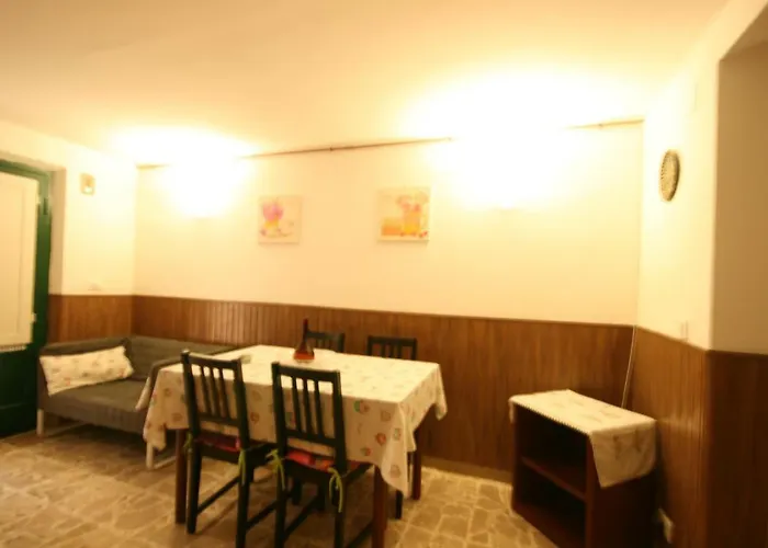 アパート A 300 M Dal Mare Grazioso *